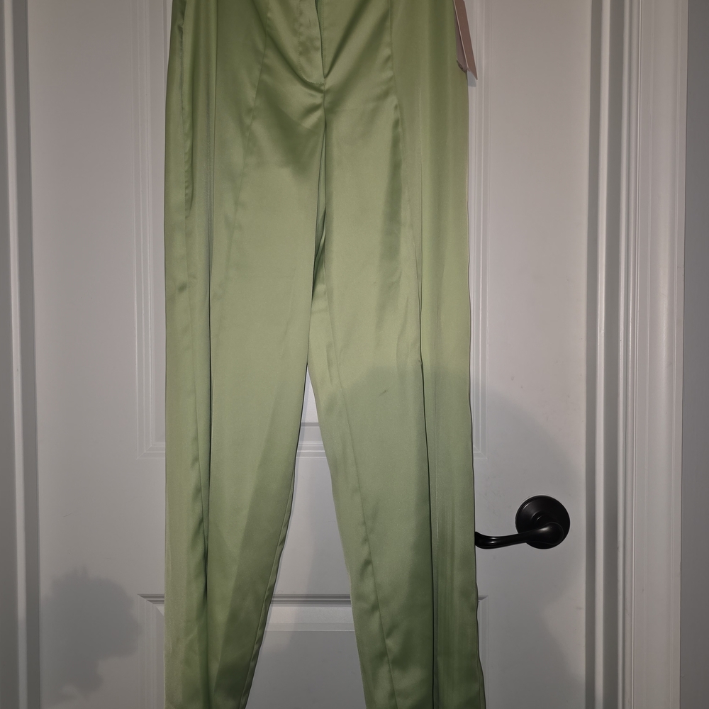 Evolutionary Elegant Green Women's Pants